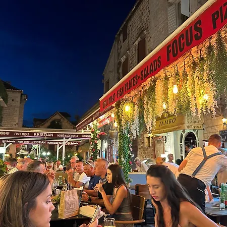 Chatarina Apartament *